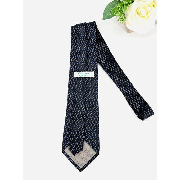 Crescenzo Collection Men’s 100% Silk Tie Designer Necktie Silver Gray Navy EUC - Picture 3 of 5